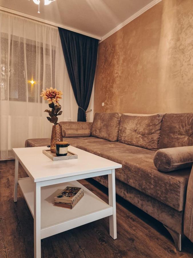 Immocity Oradea Bagian luar foto