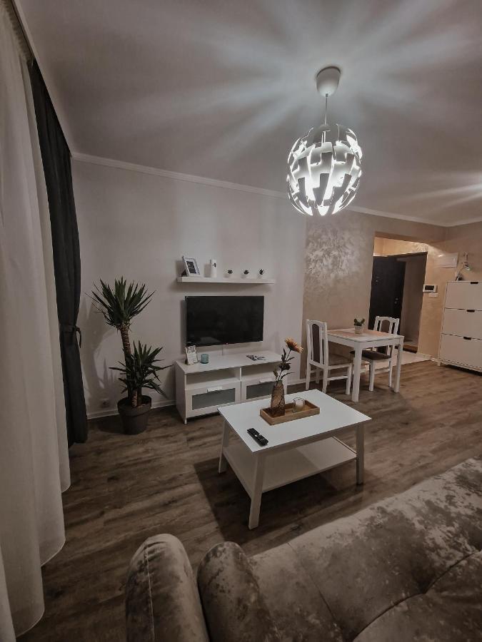 Immocity Oradea Bagian luar foto